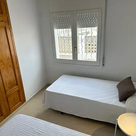Agi Cap Llarg Vakantiehuis Roses